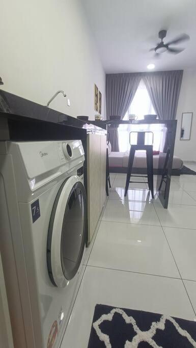 Sky Trees 4 Guests High Floor Nflix Hbo Disney Garden View A1801 Джохор-Бару Экстерьер фото